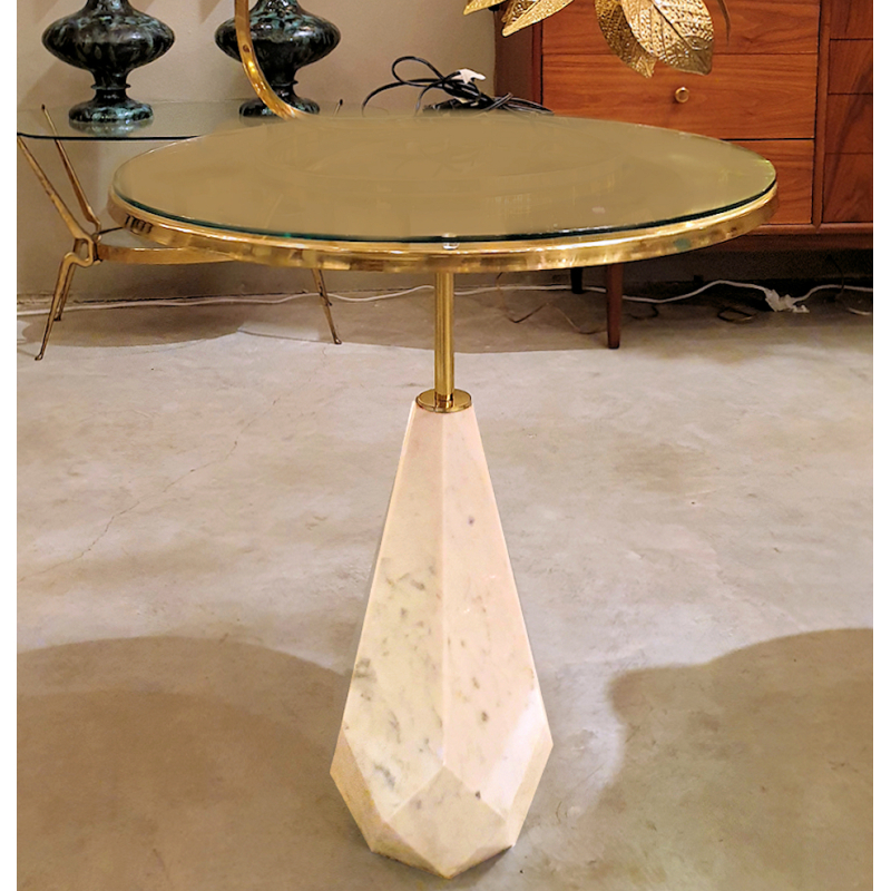 White Carrara marble & brass side tables Mid century modern Italy 1980s 1