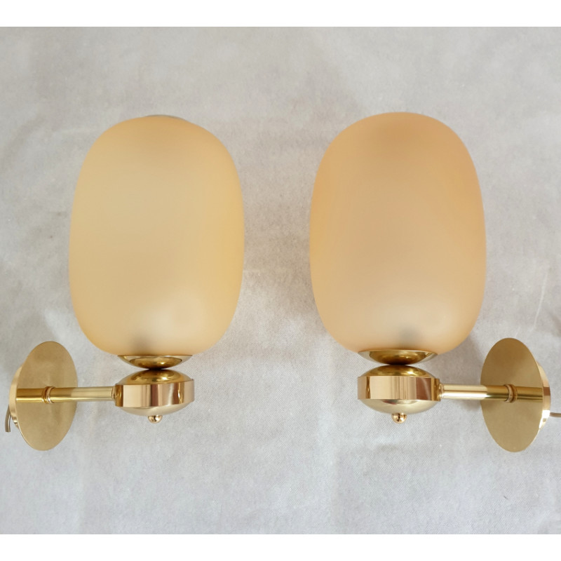 Pair of amber-yellow Murano glass brass sconces Barovier style Mid Century Modern Italy 2