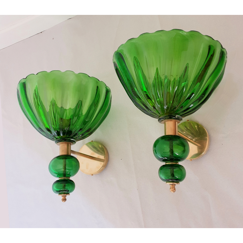 Large Mid Century Modern green Murano glass and brass sconces, a pair, Italy, Barovier style, 1980. 1